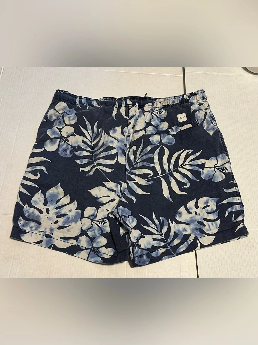 American Eagle Outfitters Navy Tropical Floral Swim Shorts